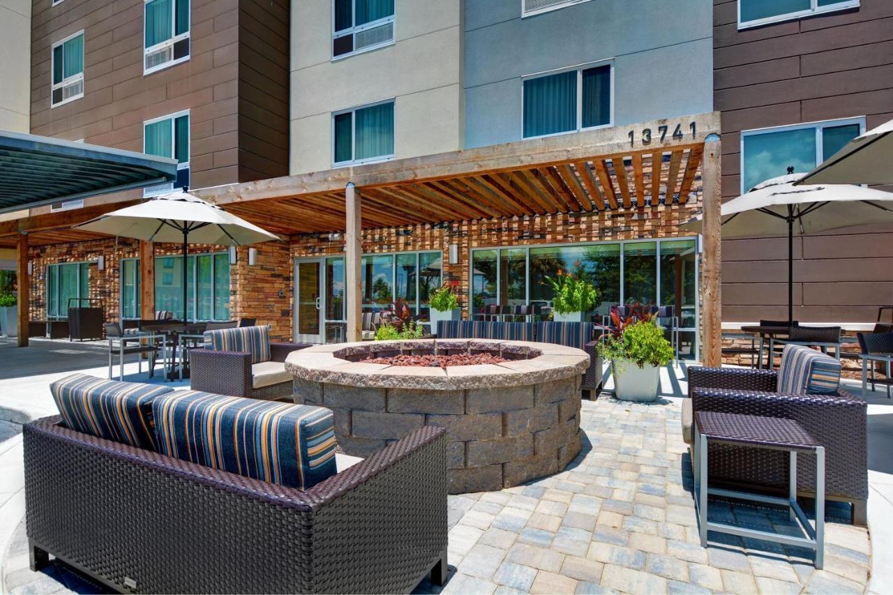 Towneplace Suites By Marriott Jacksonville East Exterior foto